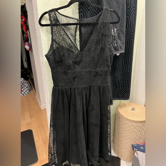 Hell Bunny Spider Web Bats Mesh Velvet Elegant Black Dress Pinup Halloween - Picture 7 of 12